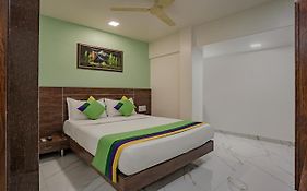 Treebo Atithi Inn Malad